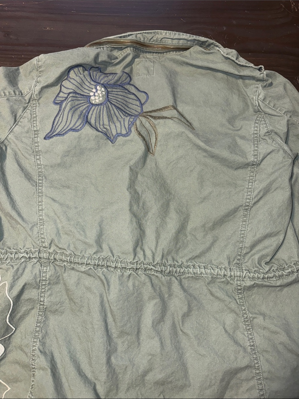 Kensie Sage Green Utility Jacket with Floral Embroidery - Picture 5 of 6